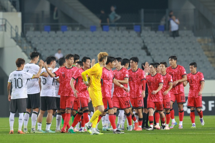 韩媒:东亚杯4场比赛仅6000余人现场观战 因气候&交通&关注度不够